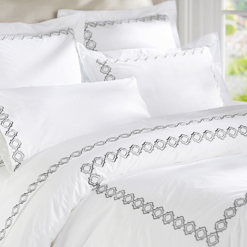 Luksus satin 400t broderet hotel dyneovertræk sæt med pudebetræk